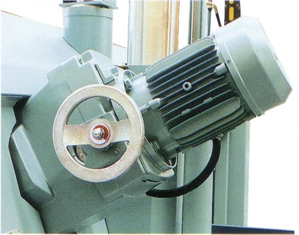 Segatrice semiautomatica taglio a gradi  520/700 G - Plastin Gold